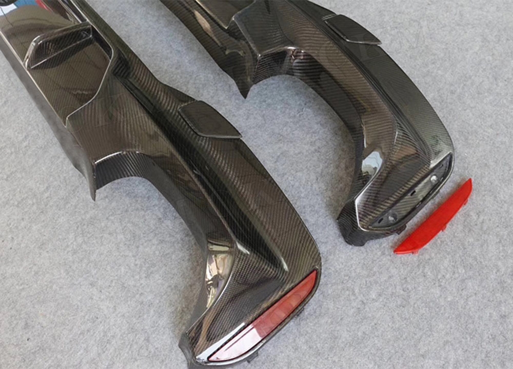 5 Series Carbon Fiber Rear Lip - M Tech Accessories 评论和价格